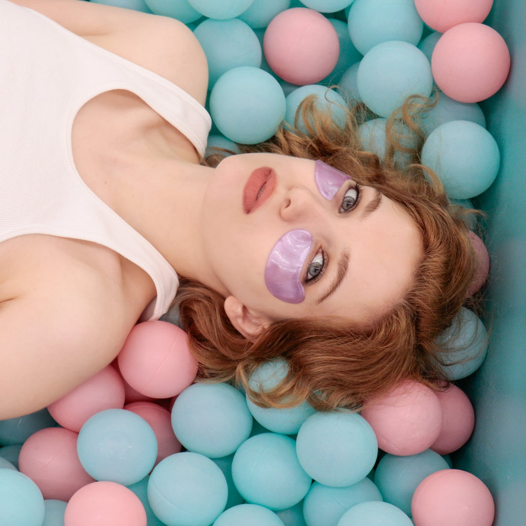 Eye and Lip Masks – Purple – ball pit
