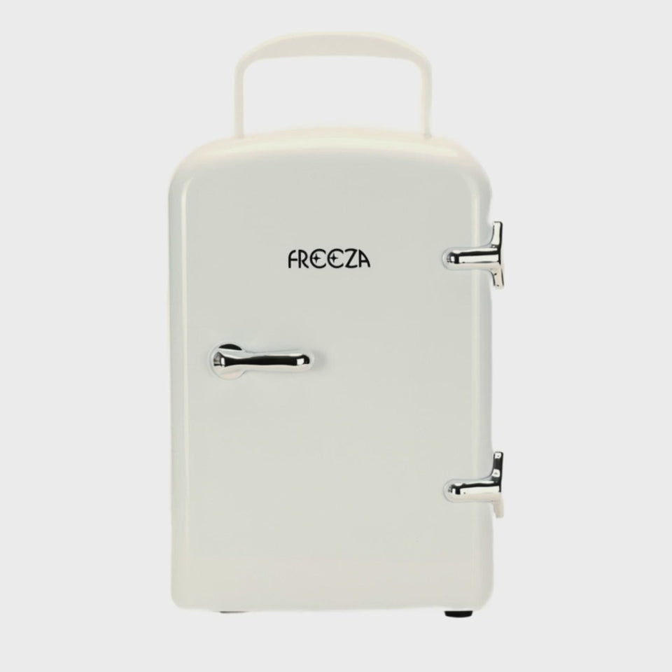 Mini Fridge – White – door opening