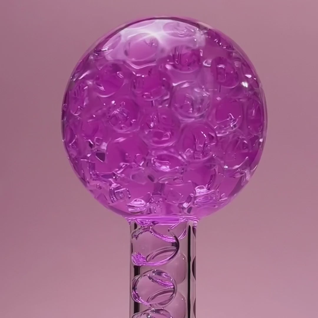 Facial Ice Globes – Pink – close-up